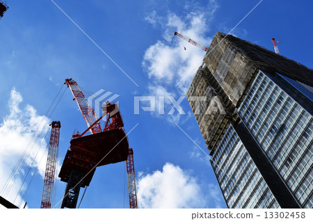 JR門塔JR終端正在建設中 JR門塔JR終端正在建設中 13302458