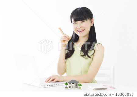 年輕的女士 年輕的女士 13303055