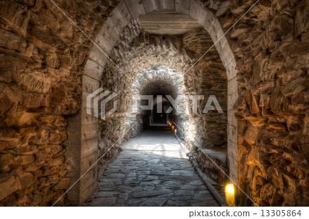 archaeologic museum 13305864