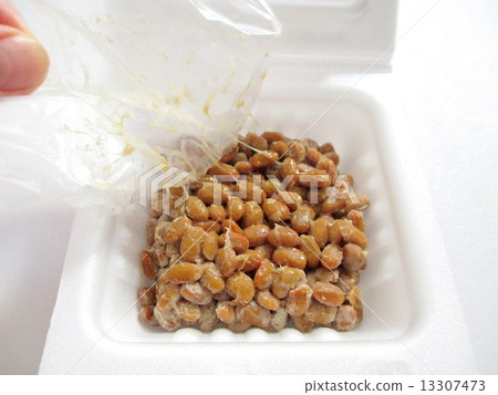 吃納豆準備薄膜去皮 13307473