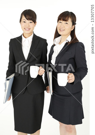 Female managers and female employees Female managers and female employees 13307705