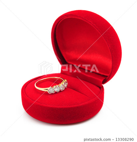 Diamond ring 13308290