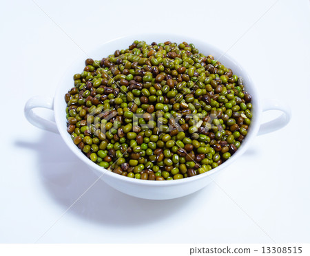 green mung beans isolated on white 13308515