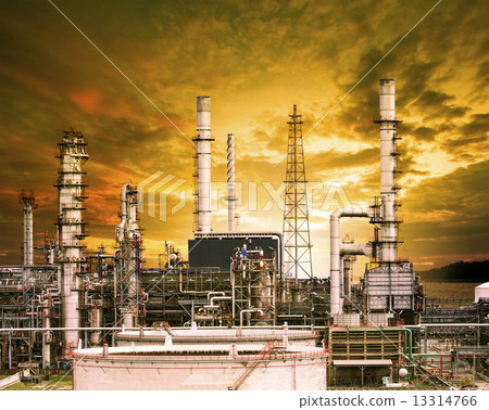 exterior building structure of oil refinery plant in heavy petro exterior building structure of oil refinery plant in heavy petro 13314766