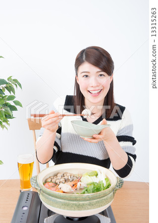 Young lady (pot) 13315263