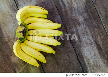 banana 13315764
