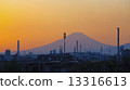 富士山的剪影 13316613