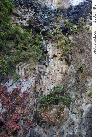 Shinano Thirty-three Guanyin Spiritual Site Masayama Amidado (No. 10 Ticket Office) Phantom Waterfall 13317493