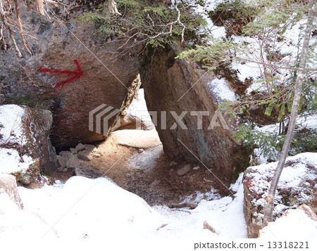 Ruisuzan登山路 13318221