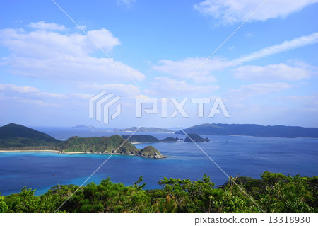 December Okinawa Kerama Islands · Zamami Island 05 Akasu no Ura · Takatsuki mountain view December Okinawa Kerama Islands · Zamami Island 05 Akasu no Ura · Takatsuki mountain view 13318930