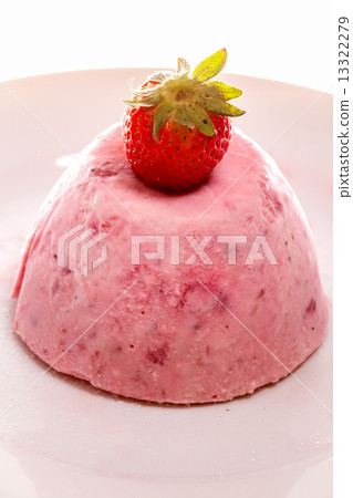 strawberry mascarpone 13322279