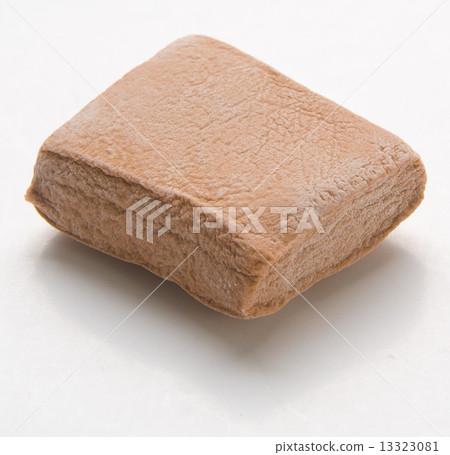 marshmallows. marshmallows on the background marshmallows. marshmallows on the background 13323081
