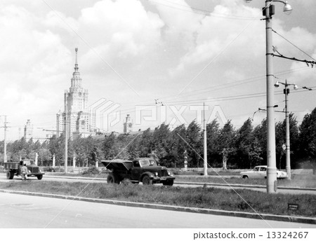 Moscow Highrise building on Kotelnicheskaya quay 1962 Moscow Highrise building on Kotelnicheskaya quay 1962 13324267