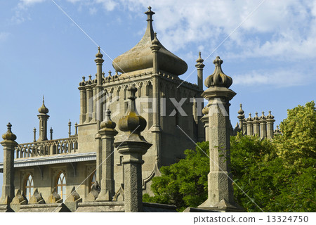 Vorontsov Palace (Alupka) - Crimea Vorontsov Palace (Alupka) - Crimea 13324750