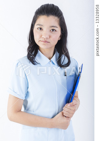 Working women in nursing care Working women in nursing care 13328958