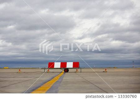 Airport Airport 13330760