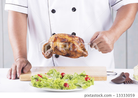 Chef presented Grilled turkey 13333059