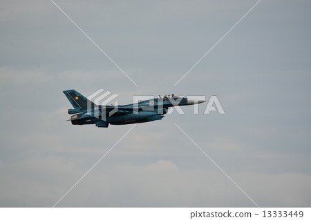 F-2A fighter plane 13333449