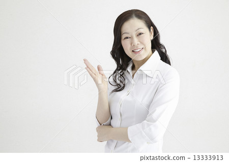 Women in forties refreshing and speechless natural light portrait Women in forties refreshing and speechless natural light portrait 13333913