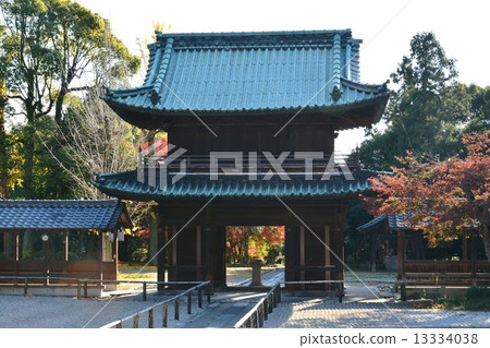 Dong Qin Sanmon gate 13334038