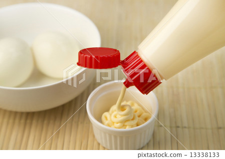 mayonnaise  13338133