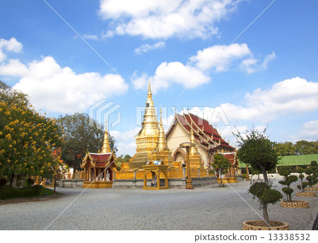 Wat Phra That five planets Buddhism. 13338532