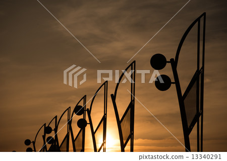日落和紀念碑 日落和紀念碑 13340291