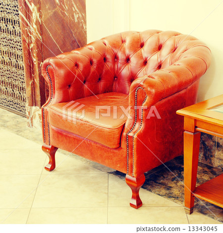 english leather armchair 13343045