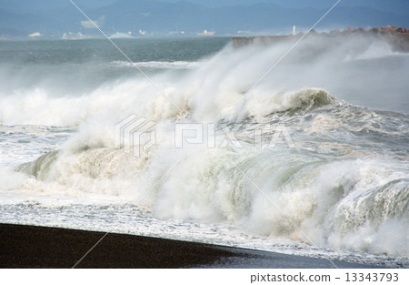 Storm surge ① 13343793