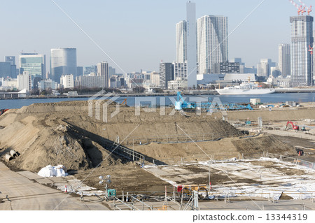 Construction site of Toyosu new market construction site 13344319