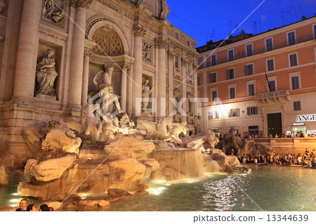 Light up of Trevi Fountain Light up of Trevi Fountain 13344639