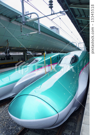 Tohoku Shinkansen Hayabusa 13345518