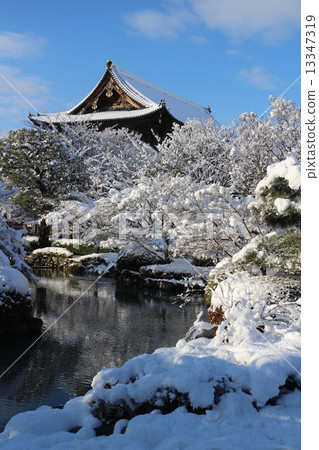 雪（Kawokuji寺廟）花園的Toji 13347319