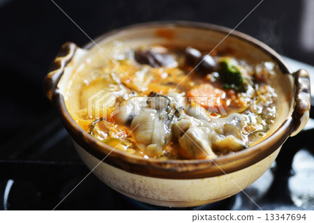 Oyster hotpot 13347694