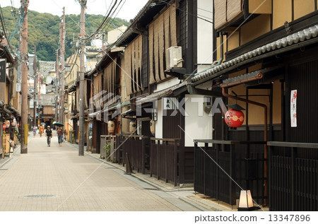 Gion Hanami Koji的畫廊 13347896