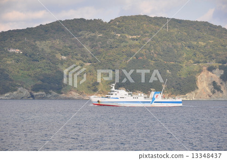 National highway ninety-four ferry 13348437