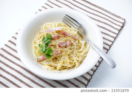 卡博納拉 13351870