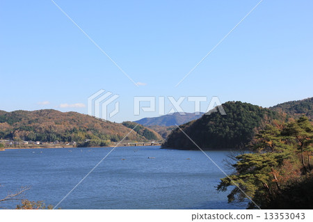 Umotei Pond Umotei Pond 13353043