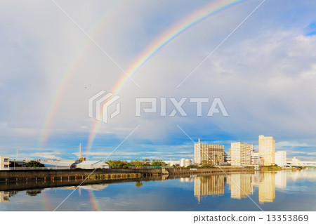A bridge of rainbow over the Sumida River at dusk A bridge of rainbow over the Sumida River at dusk 13353869