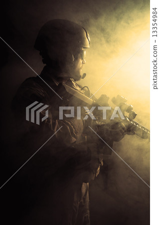 Bearded special forces soldier 13354984