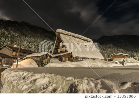 冬天白川鄉·長瀨家族 13355000