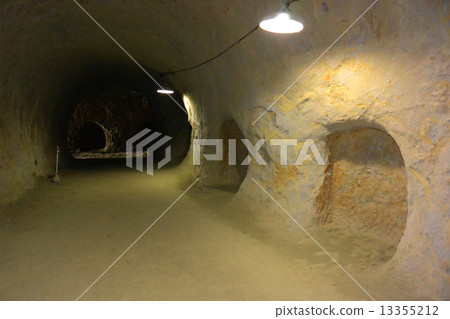 地下軍工廠 13355212