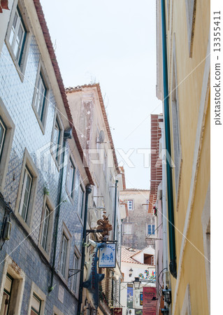 葡萄牙郊區辛特拉大廈 13355411