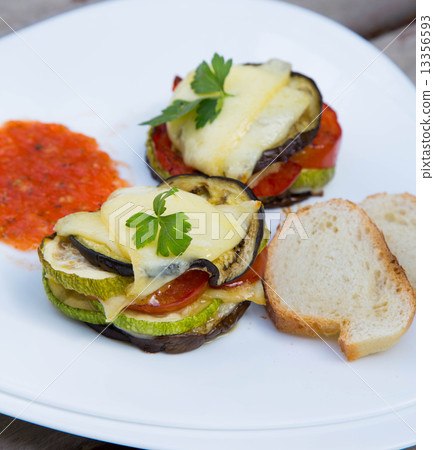 Lunch for a vegetarian Lunch for a vegetarian 13356593
