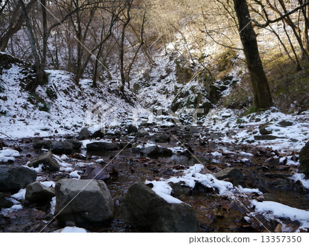 Mitakeyama rock garden nozawa 13357350
