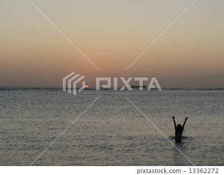 暮色 黃昏 海 13362272
