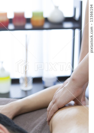 Men's beauty treatment salon 13366194