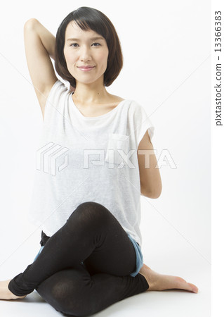 Yoga image 13366383