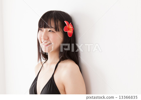 比基尼 人 人物 13366835