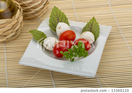 Caprese salad Caprese salad 13368120